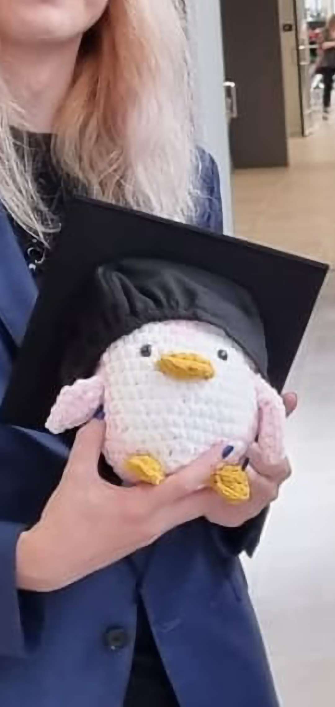 crochet penguin with graduation hat